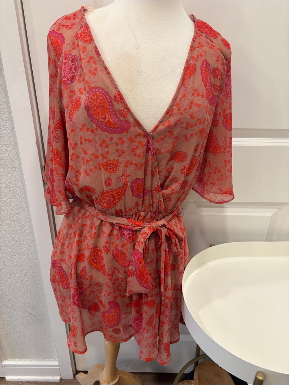 EUC Gianni Bini Pink and Coral Paisley Faux Wrap Romper